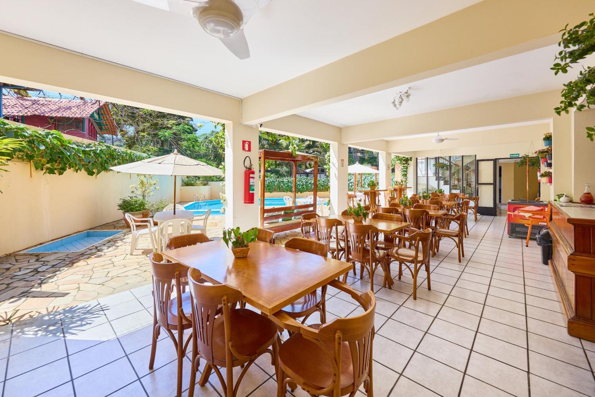 Ponta Toninhas Hotel